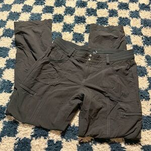 Kuhl Gray Cargo Utility Pants Sz 12 Regular